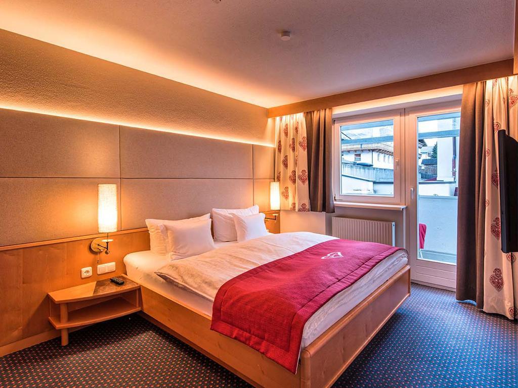 Hotel Universo Serfaus Cameră foto