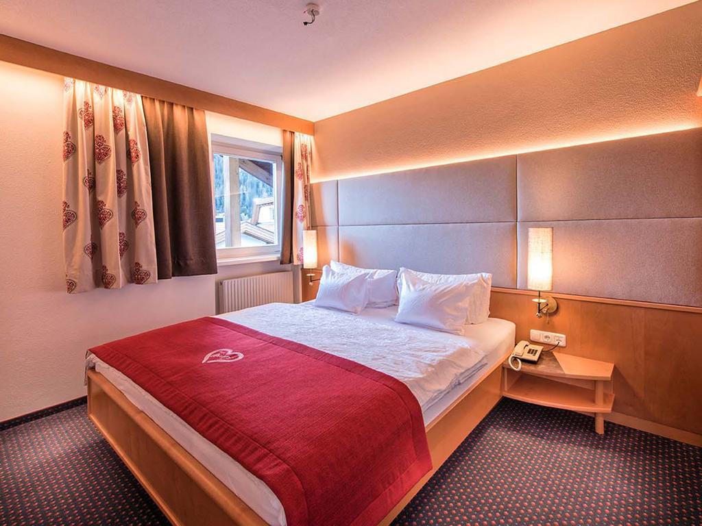 Hotel Universo Serfaus Cameră foto